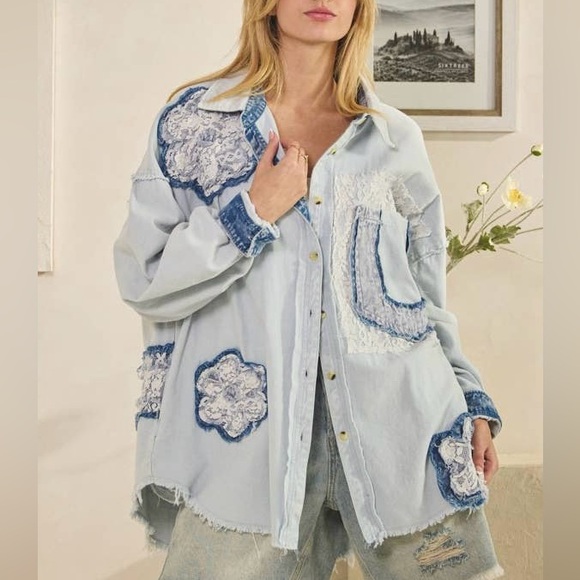 Oli & Hali Jackets & Blazers - NWOT🤍Oli & Hali Floral Lace Patchwork Lightweight Denim Jacket Small Blue